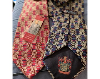 Paolo Gucci Mens Silk Tie Red Navy Blue Gold Chain Link Geometric Vintage NWT