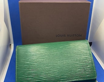 Louis Vuitton Epi vintage Tresor wallet