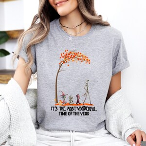 Camiseta de Halloween de la temporada espeluznante, es la época más maravillosa del año, Jack Skellington Esqueleto Bruja Otoño imagen 6