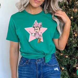Camiseta de cumpleaños de Minnie, camiseta rosa brillante de Minnie Mouse con estrella, camiseta para viaje de chicas a Disney, camiseta de Magic Kingdom, camiseta de Disneyland, camiseta de Disney imagen 3