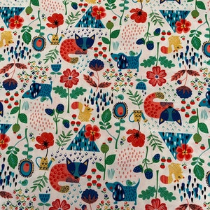 Fabric/ Animal Fabric / Floral Fabric / Sunsuits / Bubbles / Dresses / Quilt Fabric / Boys / 100% Cotton / 60" W / Fabric Finders  2472