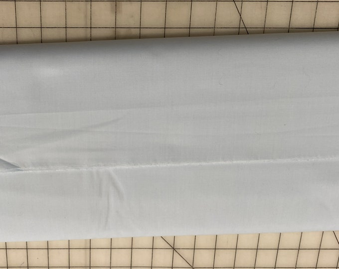 Sky Blue Imperial Broadcloth / Poly-Cotton Fabric / Permanent Press / No-Iron Broadcloth / Spechler-Vogel / 60" wide /