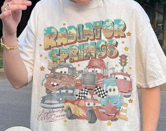 Camiseta vintage de Disney Cars, camiseta de Pixar Lightning McQueen, camiseta de Tow Mater, camiseta de Radiator Springs, camiseta de viaje familiar de Disney, camiseta de Disneyland