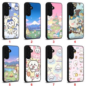 以下が含まれることがあります： さまざまなカラフルなデザインの8つの携帯電話ケースのコレクション。ケースには、漫画のキャラクター、風景、テキストが描かれています。ケースは黒色で光沢があり、スマートフォン用に設計されています。