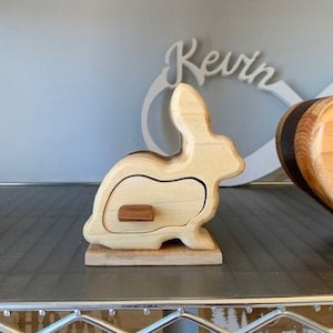 Boîte en bois massif avec tiroirs - Lapin de Pâques, boîte à bijoux, fait main, boîte personnalisée, boîte personnalisée, fait main, décoration d&#39;intérieur, édition limitée 1/10