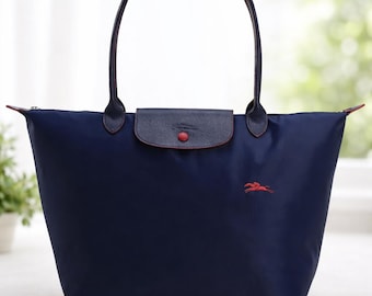 Bolso de hombro vintage plegable Le Pliage de Longchamp en azul marino