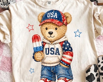 Oso de peluche patriótico PNG, diseño de sublimación de oso de EE. UU., PNG del 4 de julio, PNG de oso con la bandera estadounidense, lindo diseño de camiseta del Día de la Independencia