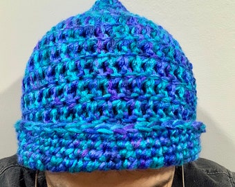 Crocheted warm hat for women/Blue crocheted beanie