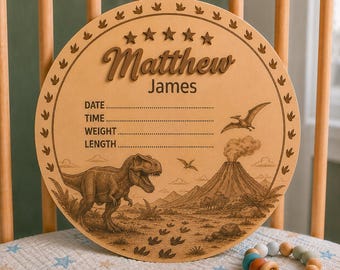 Gepersonaliseerde geboortekaartje dinosaurus, houten bord geboortestatistieken baby, naambord pasgeboren baby, decor kinderkamer, kraamcadeau