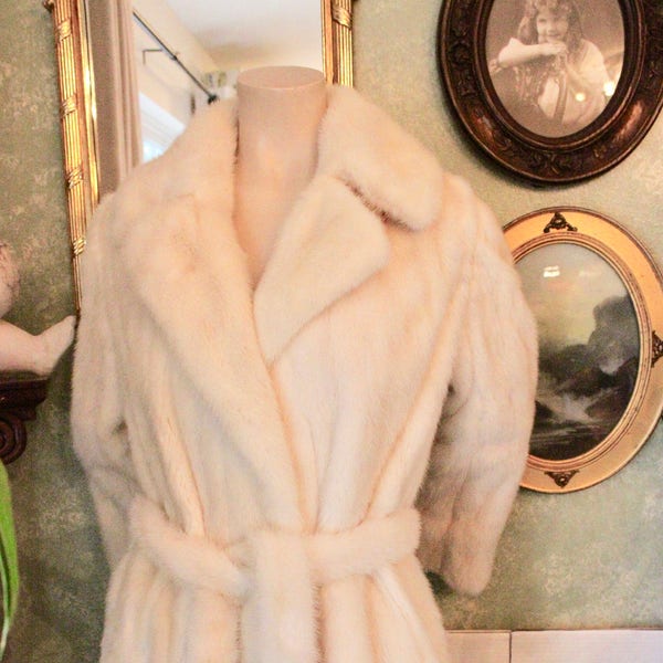 Ladies Soft Luxurious Jay Elder Natural White Mink Coat with Mink Belt Size Medium