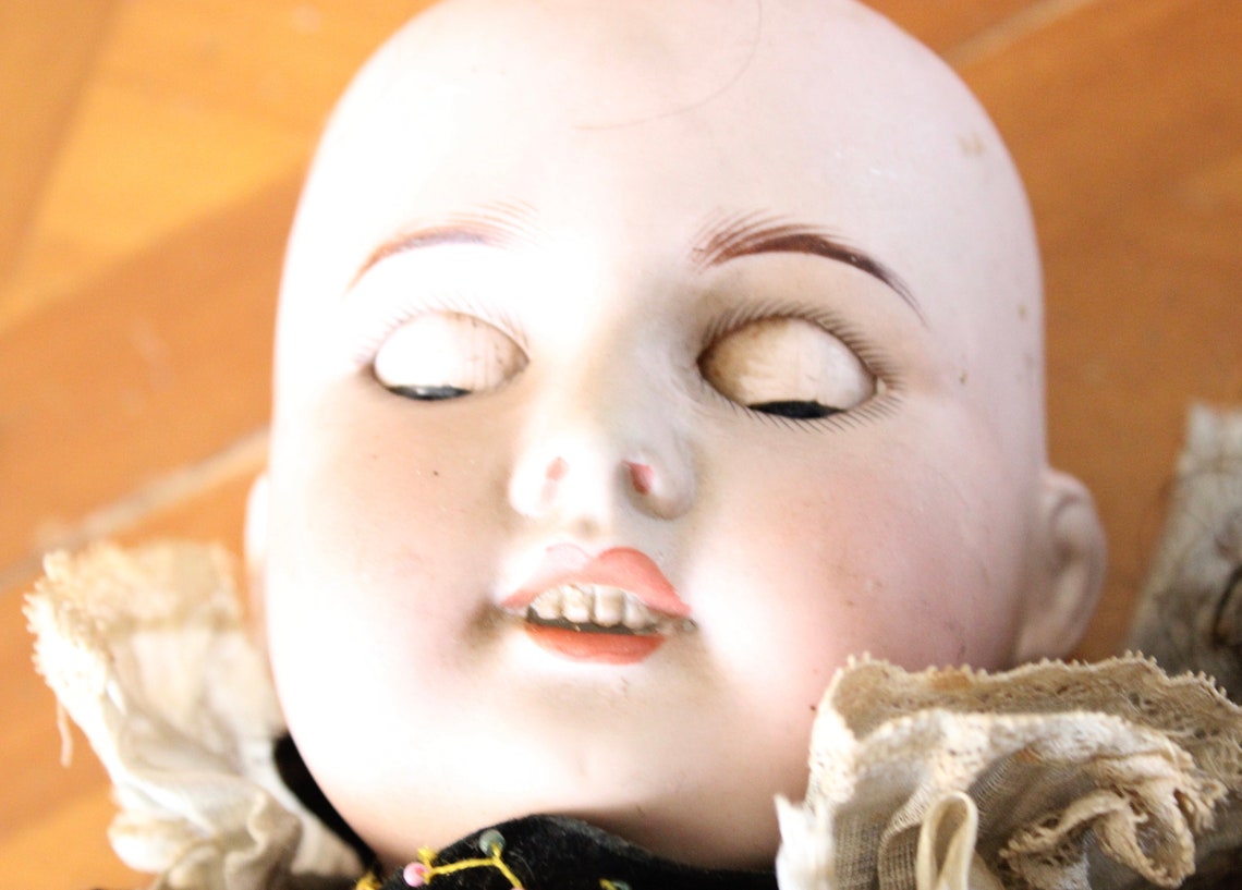 Mains pour poupées anciennes SFBJ Taille 10 Antique doll