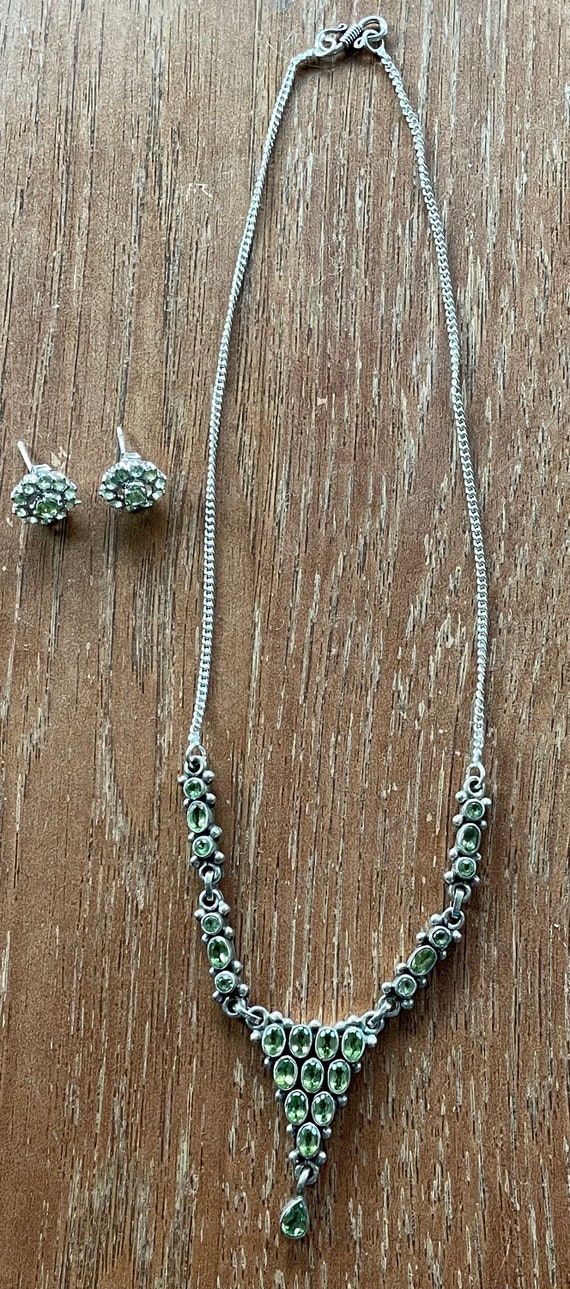 Stunning Peridot and Sterling Silver Necklace and… - image 2