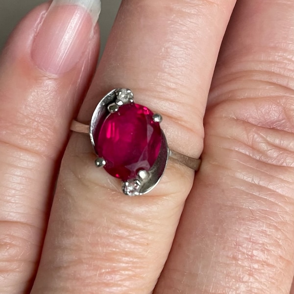 vintage 10k or blanc rubis diamant bague taille 7 1/2