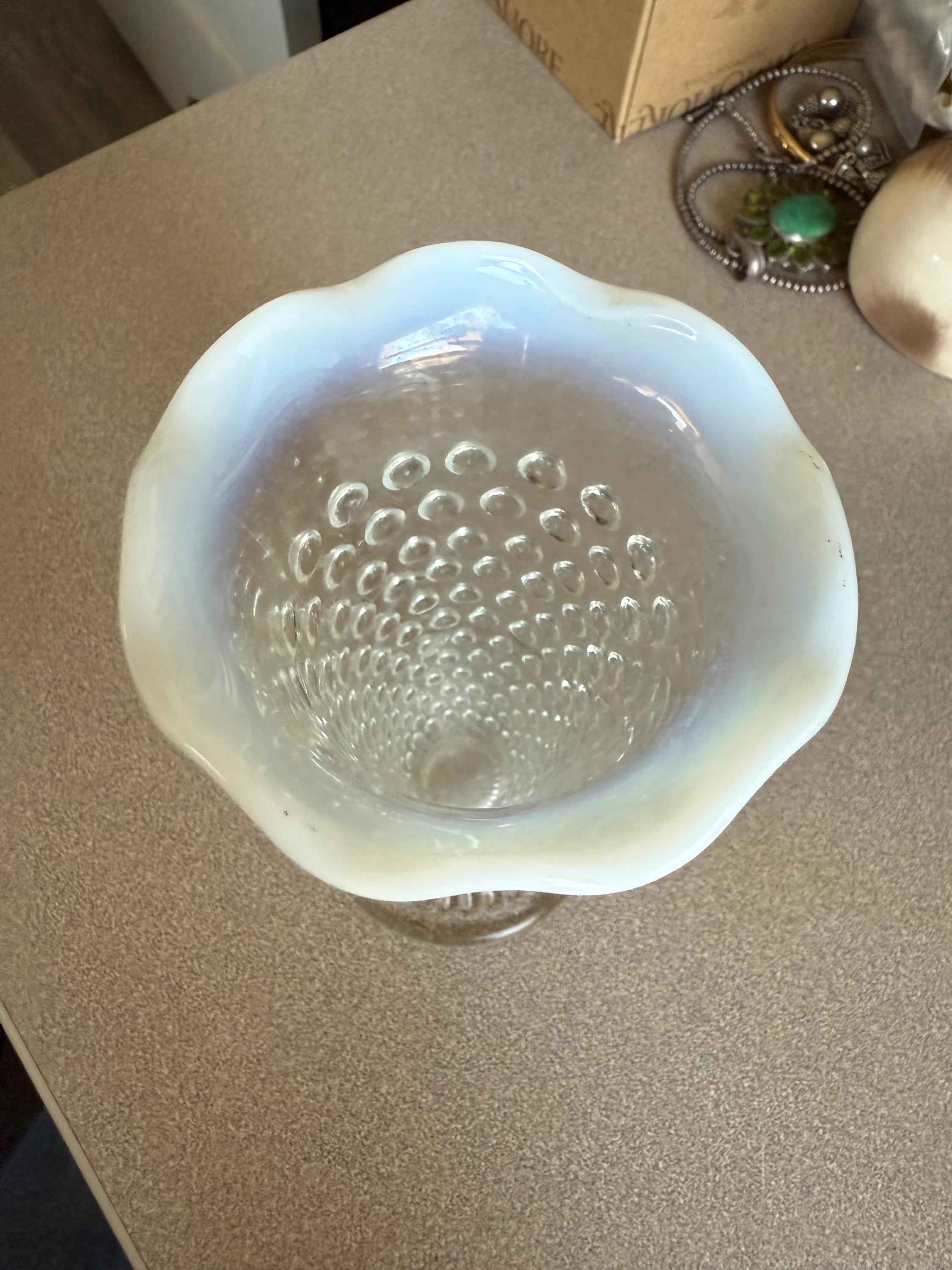 ヴィンテージ フェントン オパールセント ホブネイル ムーンストーン