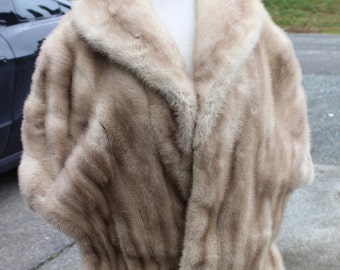 Genuine  Real Fur Natural "Tourmaline" Creamy White Mink Cape Stole Bolero