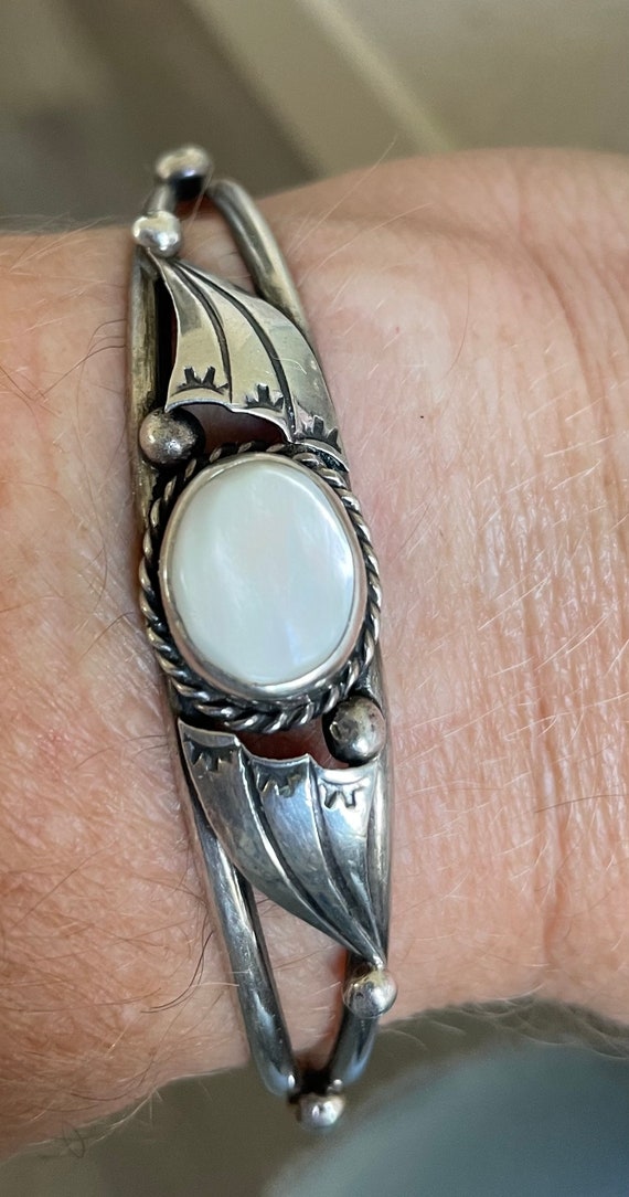 Stunning Vintage Sterling Silver and Milky Quartz 