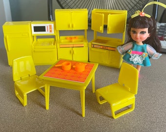 Rare Vintage 1969 Liddle Kiddles Playhouse Juego de cocina Cookin Hiddle Little Doll Cook