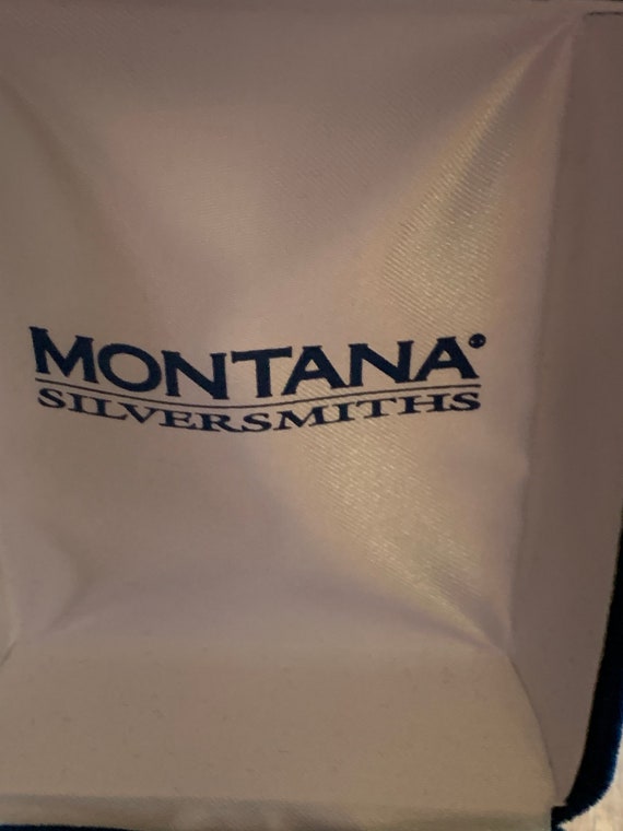 Montana Silversmiths Double Heart Necklace View 3