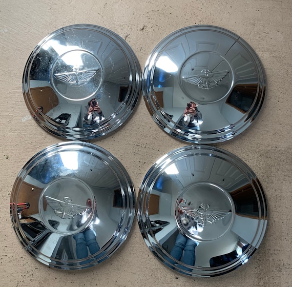Vehicle hubcaps deals