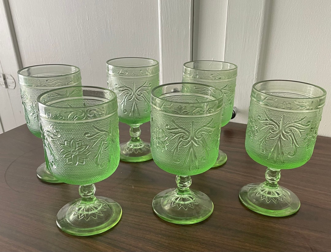 Vintage 80's. Indiana Sandwich Glass Tiara Chantilly Green 6 Stemmed Glasses Set Great Gift for