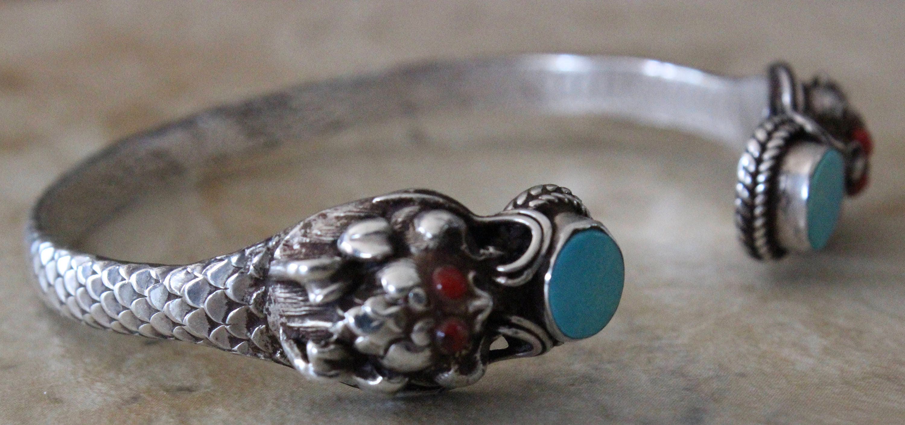 ヴィンテージ ユニーク スターリング シルバー ターコイズとコーラル