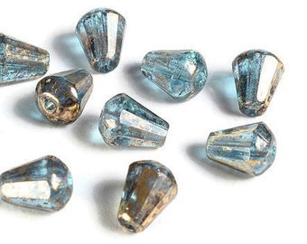 Blue Faceted Drop-Bottom Cut beads - Czech glass beads - Aqua Blue Transparent with Antique Gold Finish bead - 8mm x 6mm (6004)