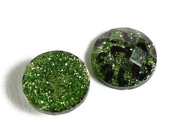 12mm Green Leopard cabochon - Animal print cabochon - Cheetah cabochon - 12mm faceted cameo - Glitter cabochon (1790)