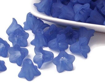 Blue lily beads - Frosted trumpet beads - lucite frosted flower beads - 3D flower beads - 16mm x 12mm (2223)