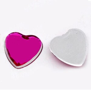 8mm Cabochons coeur de couleur rose en résine (922)