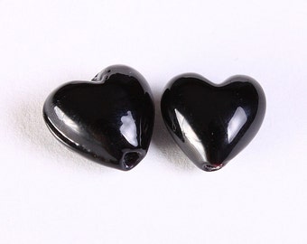 12mm black heart glass bead - 3D heart beads - opaque beads (1200)