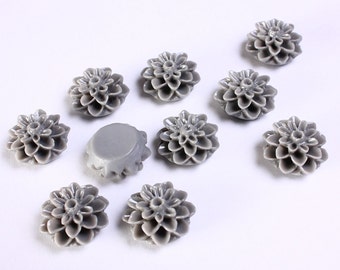 15mm grey mum cabochons - gray chrysanthemum cabochons - grey dahlia cabochon - flower resin cabochon - 3D flower cabochon (1151---)