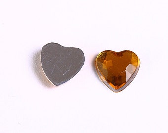 8mm Yellow heart cabochons - Yellow faceted heart cabochons with Silver Foil - Yellow resin cabochons (967)