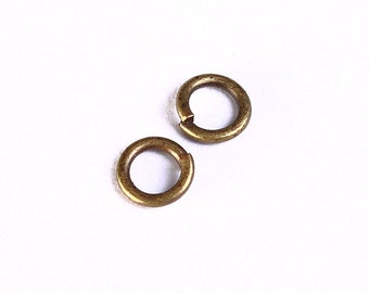 4mm antique brass jumpring - Petite antique bronze round jump ring - open jumpring - Light antique brass - Nickel free - Lead free (991)