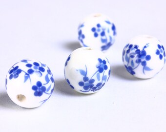 12mm Blue white flower beads - 12mm ceramic round bead (908)