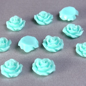 11mm cabochon en résine en forme de fleur (773)