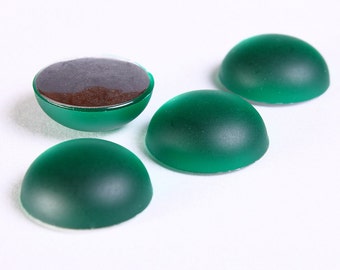 15mm green frosted cabochons - 15mm Emerald matte finish round cabochons with silver foil (1182)