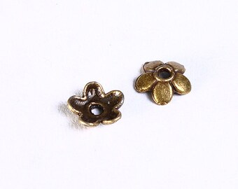 6.5mm antique brass flower beadcaps - Floral bead caps - Petite beadcaps (855)