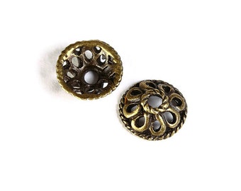 10mm antique brass beadcaps - 10mm flower bead caps - 10mm textured beadcaps - Cadmium free (1483)