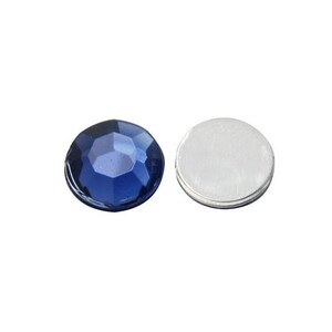 12mm Cabochons ronds de couleur bleu en résine (1074)