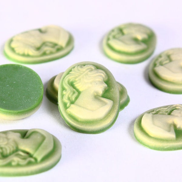 Green resin cameo - Green cream lady cabochon - Lady Head Portrait cabochon - Carved cabochon - 13mm x 18mm (681)