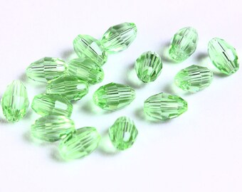 Green rice glass bead - faceted glass beads - Oval glass beads - 6mm x 4mm (1101)