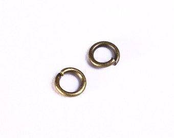 5mm Petite antique brass jumprings - 5mm open jumpring - 5mm round jumprings - nickel free - lead free - cadmium free (988)