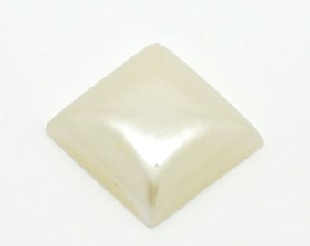 10mm Off-white square cabochons - 10mm Cream square cabochon - Domed cabochons (921)