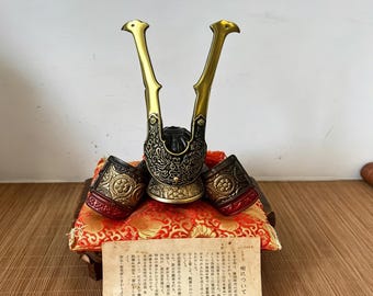 Vintage Japanese Samurai Kabuto Helmet Ornament, Iron & Brass Warrior Helmet Display with Cushion