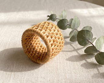 Natural Rattan Napkin Ring, Handwoven Wicker Napkin Holder, Rustic Boho Table Decor, Wedding Place Setting, Farmhouse Dining Decor
