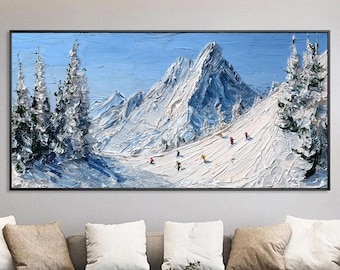 Dipinto ad olio di sciatori in azione, opera d'arte murale con vetta innevata, sport invernali materico su tela