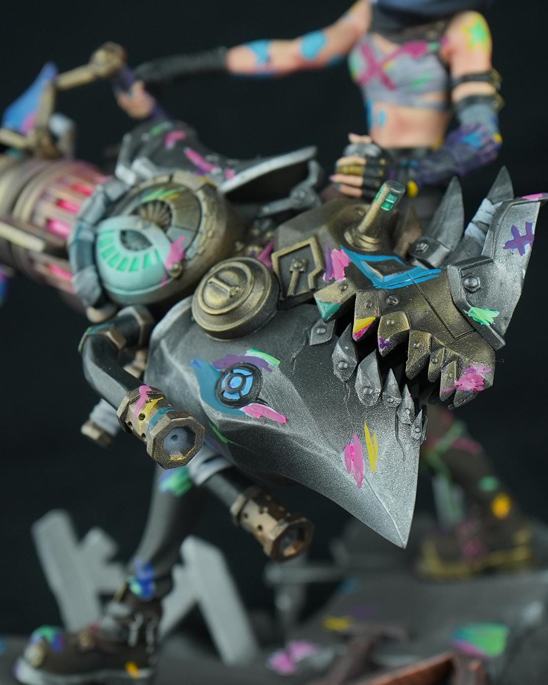 Jinx Statue / League of Legends Figure / Hand-painted Resin Game ...