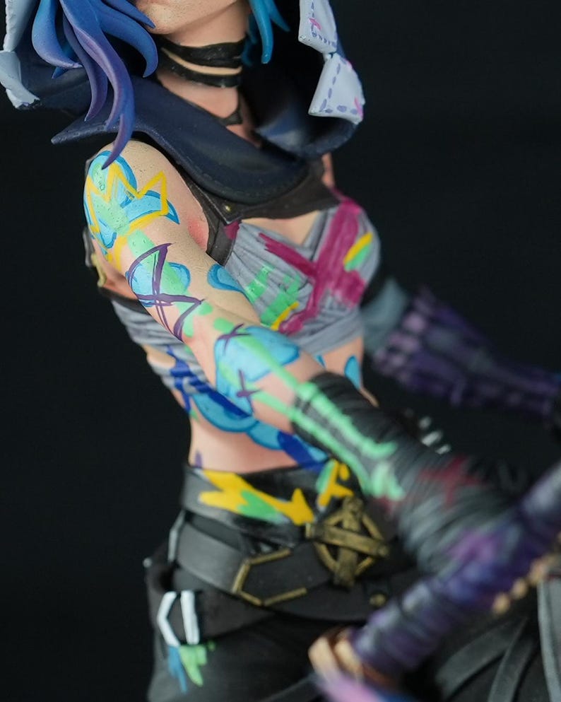 Jinx Statue / League of Legends Figure / Hand-painted Resin Game ...