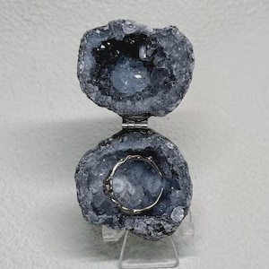 Mexican Blue Druzy Agate Geode Tiny Ring Box, Mini Crystal Confession & Wedding Ring Holder, Blue Mineral Table Decor