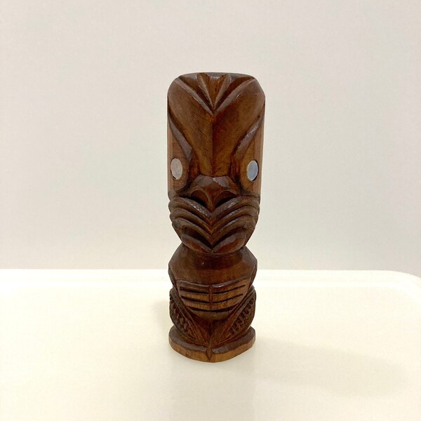 Carved Maori Statue - Etsy